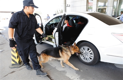 http://m.richardvana.com/uploadfile/2014/0813/20140813030858749.jpg