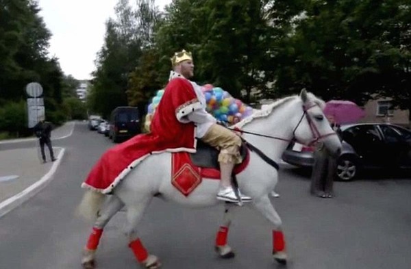 http://m.richardvana.com/uploadfile/2014/0903/20140903015648244.jpg