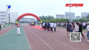 廊坊市第七中學舉行成人禮儀式