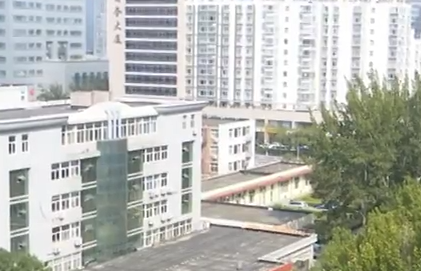 與鄰居共用的樓梯平臺 可以私自圈占嗎？