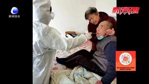 六旬村醫(yī)主動(dòng)請(qǐng)纓 奔赴核酸檢測(cè)一線(xiàn)